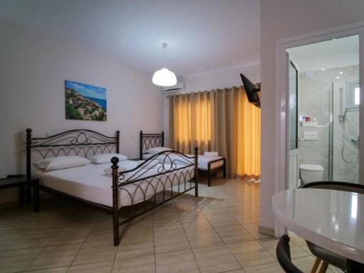 Vironas Hotel Himarë Extérieur photo